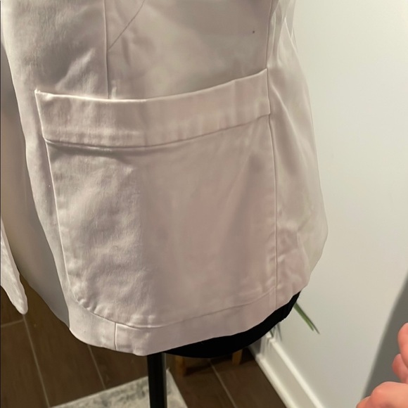 Reitmans White Lightweight Blazer Tailored Fit - Picture 3 of 7